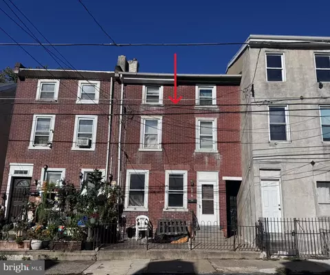 4182 Paul St, Philadelphia, PA 19124