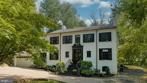 22 W Bells Mill Rd, Philadelphia, PA 19118