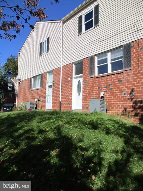 9381 Neil Rd #B, Philadelphia, PA 19115