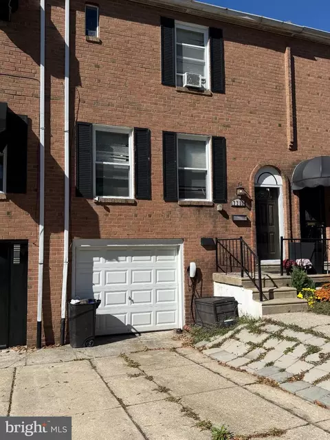 7715 Olympus Pl, Philadelphia, PA 19153