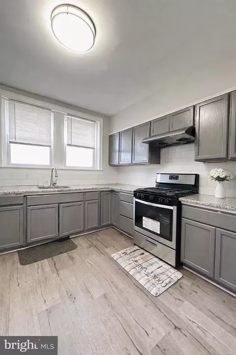 132 W Spencer Ave, Philadelphia, PA 19120