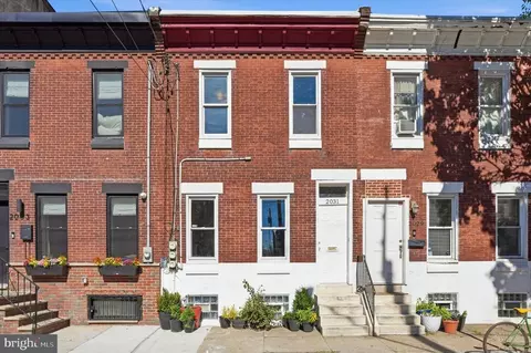 2031 Dickinson St, Philadelphia, PA 19146