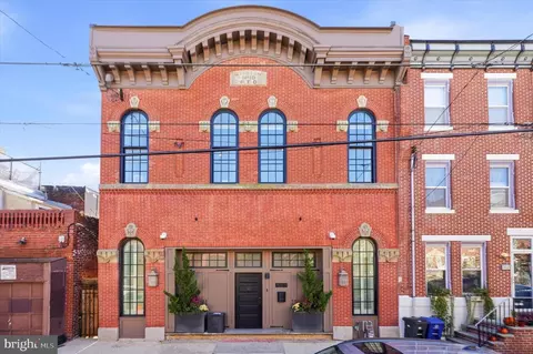 808 10 Morris St, Philadelphia, PA 19148