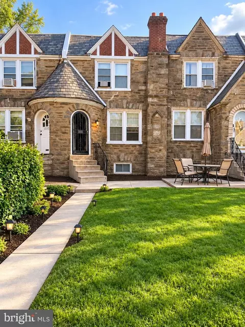 1330 Kerper St, Philadelphia, PA 19111