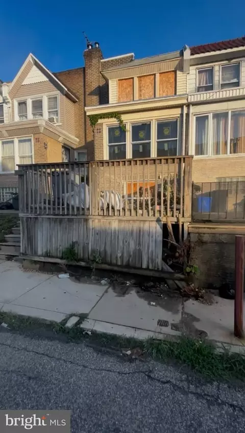 6507 Dorel St, Philadelphia, PA 19142