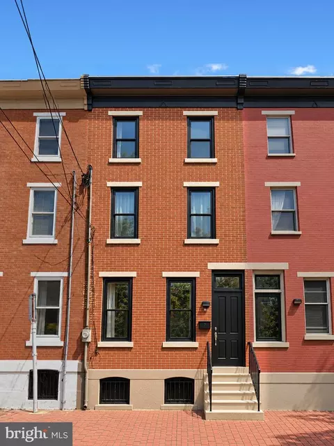 2227 Bainbridge St, Philadelphia, PA 19146