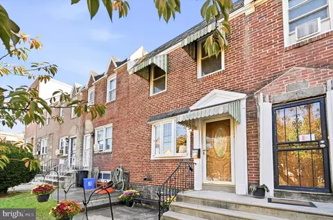 6906 Chester Ave, Philadelphia, PA 19142