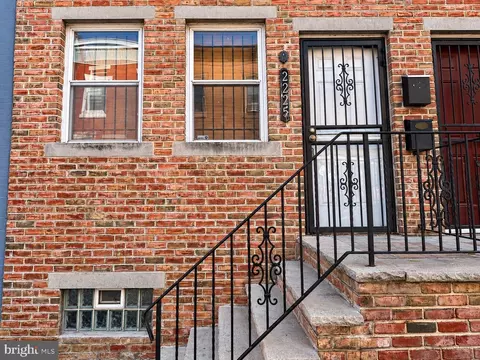 2225 N Colorado St, Philadelphia, PA 19132