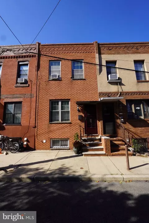 2114 S Hicks St, Philadelphia, PA 19145