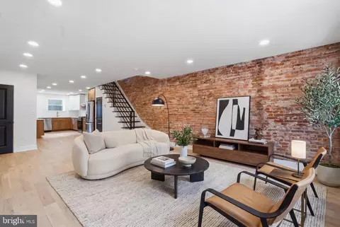 1124 Mifflin St, Philadelphia, PA 19148