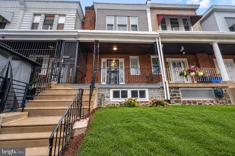 5946 Elsinore St, Philadelphia, PA 19120