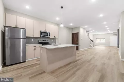 5043 Chestnut St, Philadelphia, PA 19139