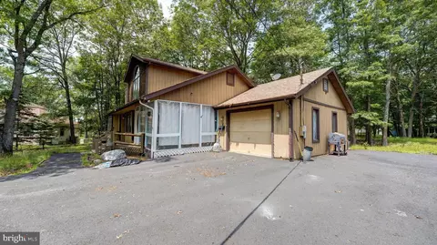 128 Rooney Ct, Bushkill, PA 18324 photo 28