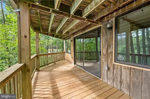 Exterior - 108 Circle Ct, Lehman, PA 18324 photo 4 of 6