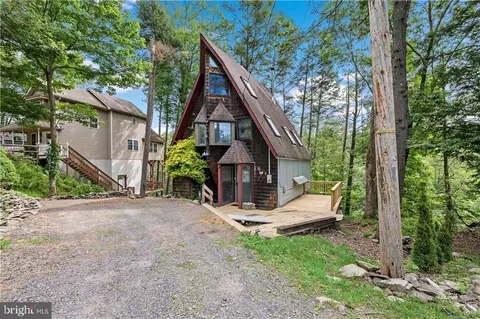 Exterior - 108 Circle Ct, Lehman, PA 18324 photo 3 of 6
