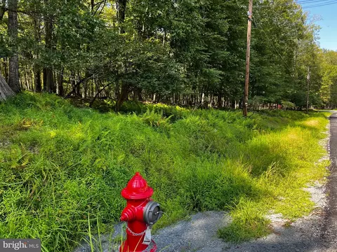 112 Spruce Ct #LOT 244, Lords Valley, PA 18428