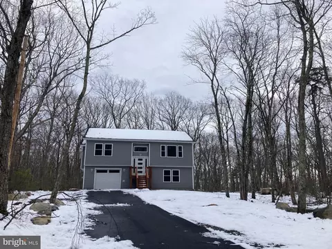 110 Walton Way, Milford, PA 18337