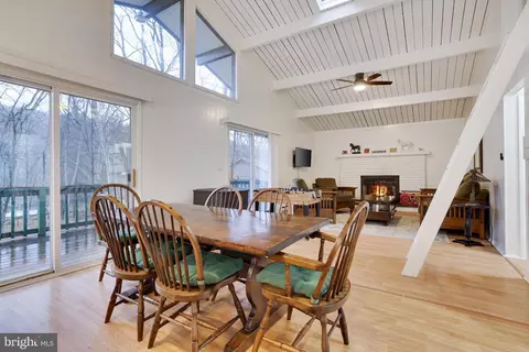 5814 Decker Rd, Bushkill, PA 18324 photo 13