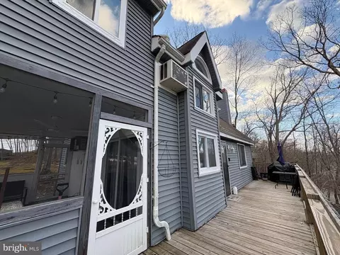 1026 Hampstead Rd, Bushkill, PA 18324 photo 35