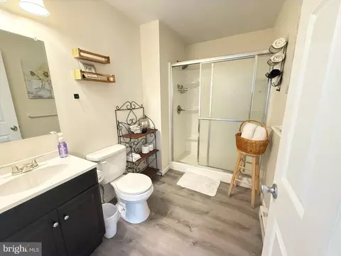 1026 Hampstead Rd, Bushkill, PA 18324 photo 24