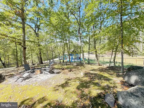 1026 Hampstead Rd, Bushkill, PA 18324 photo 37