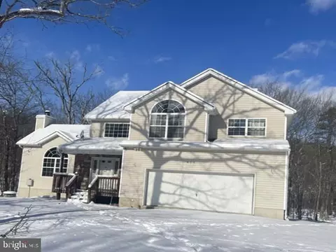 415 Underhill Dr, Lehman, PA 18324
