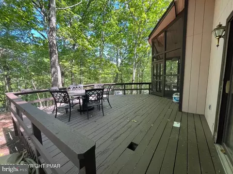 Exterior - 5970 Decker Rd, Bushkill, PA 18324 photo 3 of 10