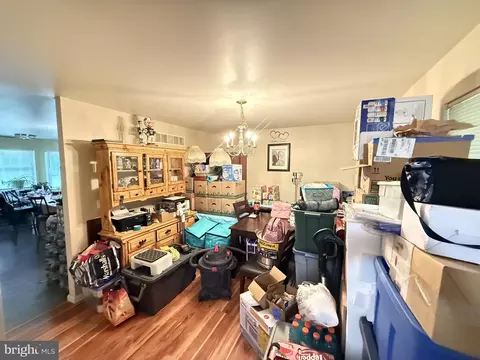 Entry Way - Undisclosed, Bushkill, PA 18324 photo 2 of 7