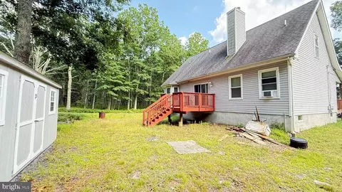 Exterior - Undisclosed, Bushkill, PA 18324 photo 5 of 11
