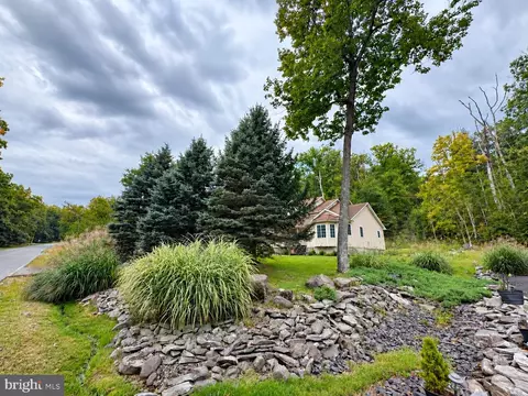 Exterior - 6043 Decker Rd, Bushkill, PA 18324 photo 2 of 18