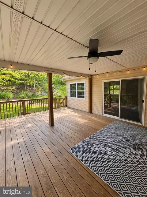 Exterior - 6043 Decker Rd, Bushkill, PA 18324 photo 8 of 18