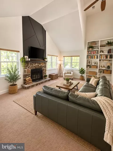 Living - 6043 Decker Rd, Bushkill, PA 18324 photo 3 of 6