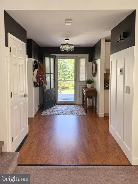 Entry Way - 6043 Decker Rd, Bushkill, PA 18324 photo 1 of 1