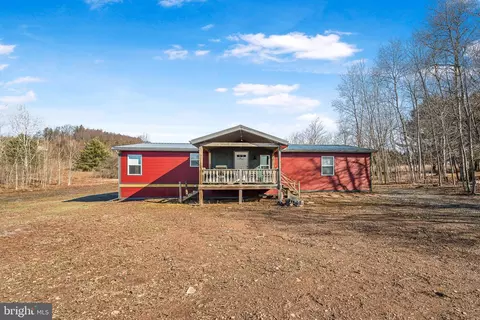 15 Troupe Rd, Coudersport, PA 16915