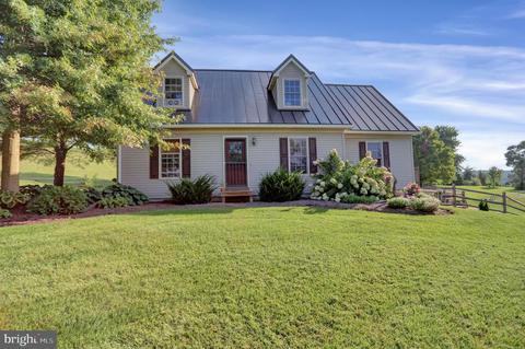 1051 Fisher Hill Rd, Loysville, PA 17047