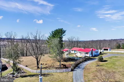 475 Turkey Bird Rd, Newport, PA 17074