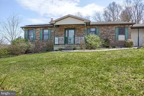 62 Tapeworm Rd, New Bloomfield, PA 17068
