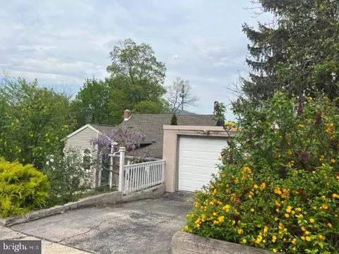 627 Myrtle Ave, Marysville, PA 17053