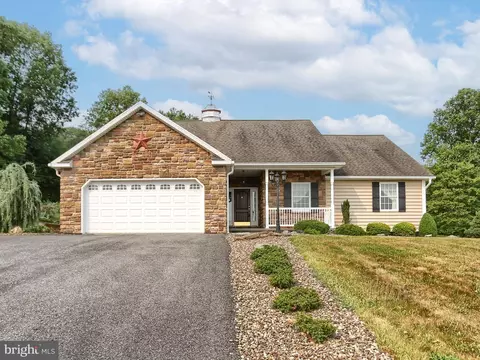 11 Grandview Cir, Liverpool, PA 17045