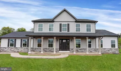 58 Pinetree Dr, Duncannon, PA 17020