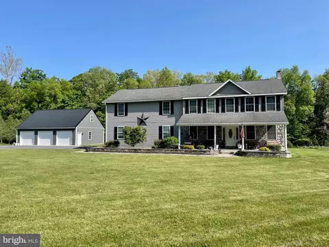 72 Creekview Dr, Newport, PA 17074