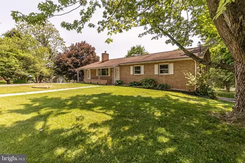 106 Jefferson St, Duncannon, PA 17020