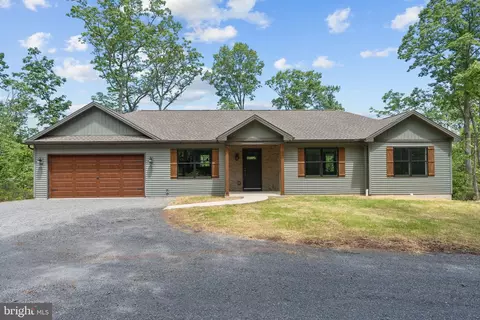 438 New Ridge Rd, Millerstown, PA 17062