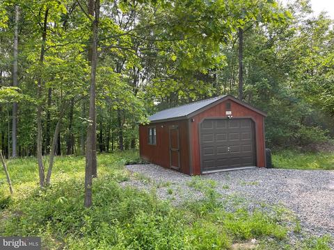 100 Asper Hl, Newport, PA 17074