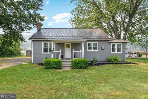 1809 State Rd, Duncannon, PA 17020
