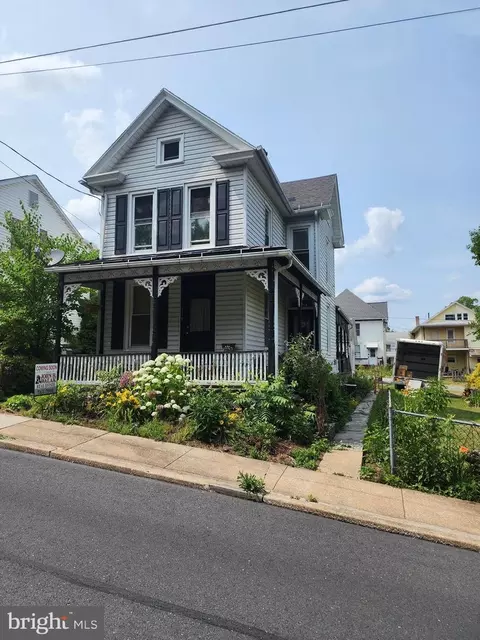 319 Front St, Marysville, PA 17053