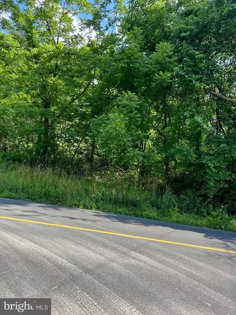 366 Fox Hollow Rd, Shermans Dale, PA 17090