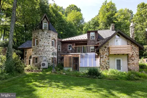 1580 Fox Hollow Rd, Shermans Dale, PA 17090