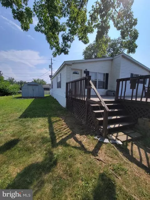 50 Amanda Blvd, New Bloomfield, PA 17068