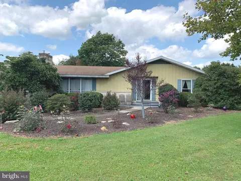 1594 Newport Rd, Duncannon, PA 17020